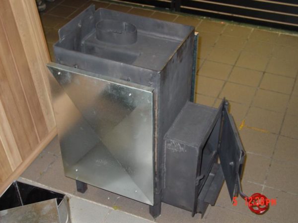 Standard wood burning stove with neck